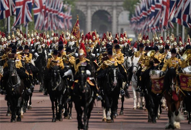 König Charles nimmt an Geburtstagsparade teil Die Geburtstagsparade für König Charles III. findet nicht an seinem eigentlichen Geburstag statt, sondern im Juni - da ist das Wetter besser (Archivbild).