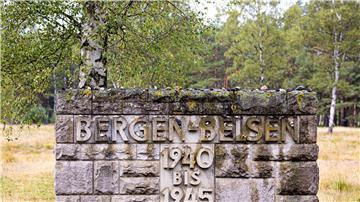 Die Gedenkstätte Bergen-Belsen erinnert an die Verbrechen der Nationalsozialisten während des Zweiten Weltkriegs. (Archivbild)