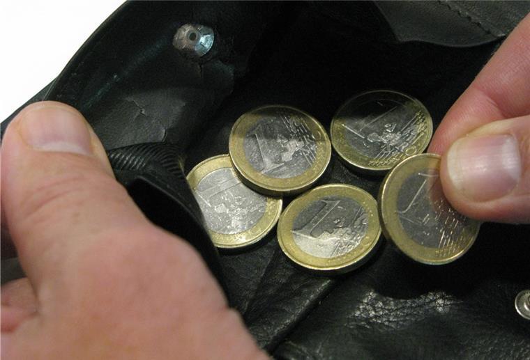 In Schiffdorf wird das Geld knapp Die Gemeinde Schiffdorf muss in den kommenden Jahren ganz genau auf ihr Geld achten.
