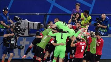 Die Georgier setzten sich gegen Portugal durch und erreichten das Achtelfinale.