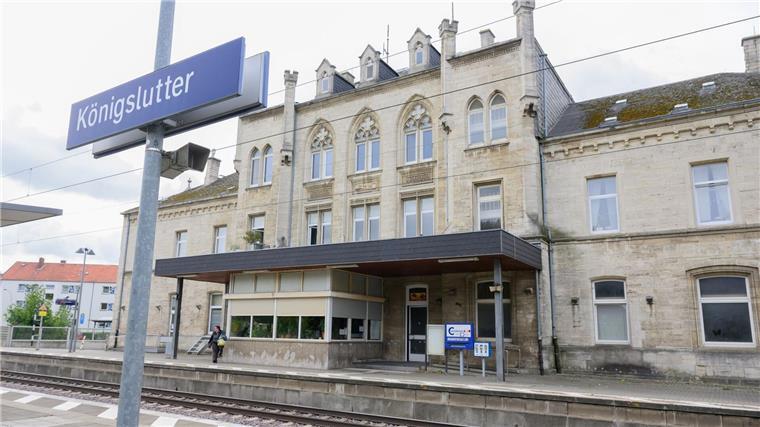 Die geplante Versteigerung des Bahnhofs in Königslutter verzögert sich.   