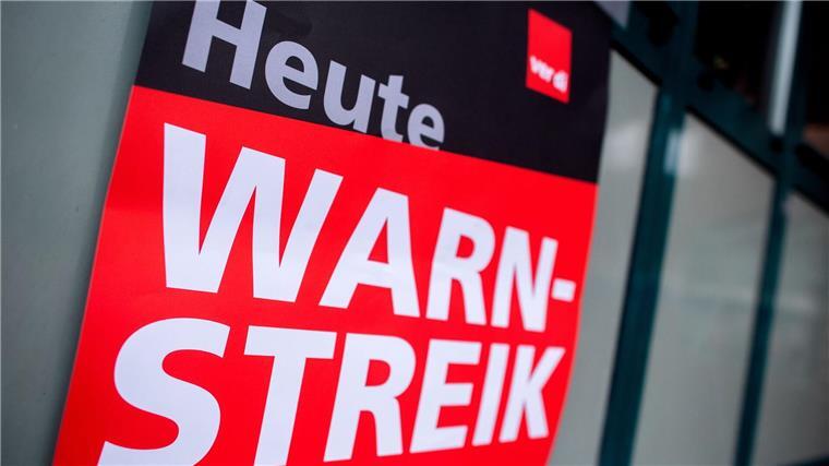 Die Gewerkschaft Verdi ruft im Nahverkehr zu Warnstreiks auf. (Symbolbild)
