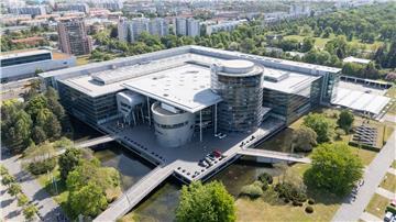 Die Gläserne Manufaktur ist der kleinste VW-Standort. (Archivbild)