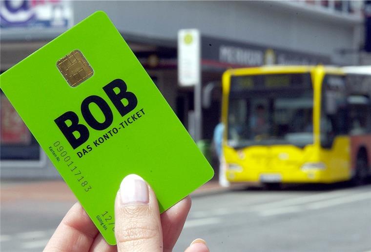 Die grüne BOB-Karte muss künftig nicht mehr in der Tasche dabei sein, wenn die App auf dem Handy installiert ist. 