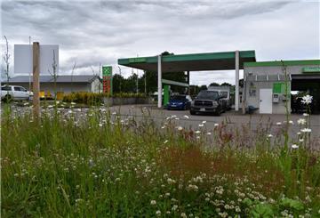 Mit unserer Live-Übersicht finden Autofahrer in Bremen immer die günstigste Tankstelle für Super E5, E10 oder Diesel in ihrer Nähe.