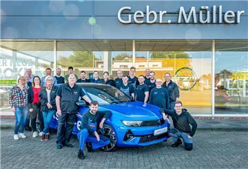 Teamfoto Gebr. Müller Gruppenfoto Familientag  