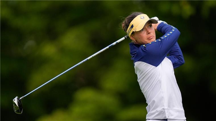 Golferin Henseleit verliert mit Europa beim Solheim Cup Die Hamburgerin Esther Henseleit gab ihr Debüt beim prestigeträchtigen Solheim Cup.