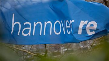 Die Hannover Rück legt beim Gewinn deutlich zu.
