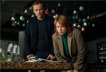 Die Hauptstadt ist in Unruhe. Susanne Bonard und Robert Karow sind auf der Suche nach einem Scharfschützen.