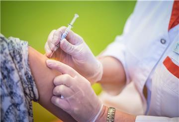 Die Hausärzte beginnen nach Ostern mit dem Impfen gegen das Coronavirus. Bislang impfen nur die Impfzentren und mobile Impfteams.