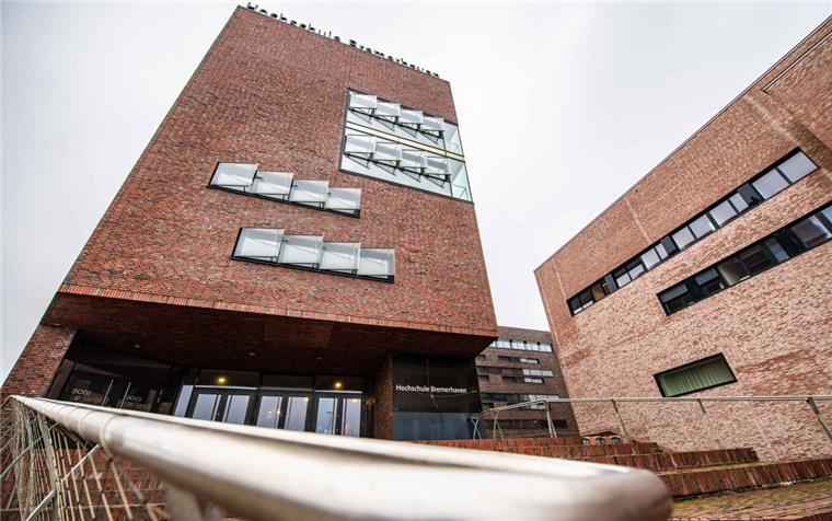 Die Hochschule Bremerhaven bekommt mit Professor Udo Burchard einen neuen Rektor. Foto: Hartmann