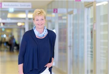 Die Hygienefachkraft Andrea Alsguth wird am Montag als „Bremer Frau des Jahres 2021“ geehrt. Die Preisverleihung des Landesfrauenrates findet coronabedingt online statt.