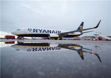 Die in Bremen stationierten Flugzeuge von Ryanair sollen im November abgezogen werden.