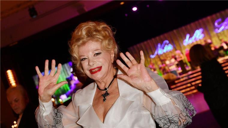 Sandra Milo mit 90 Jahren gestorben Die italienische Schauspielerin Sandra Milo ist im Alter von 90 Jahren in ihrem Haus in Rom gestorben.
