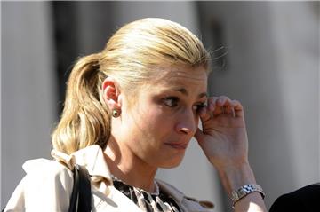 Die Journalistin Erin Andrews ist einem Stalker zum Opfer gefallen. Jetzt hat man ihr eine riesige Schmerzensgeldsumme zugesprochen. 