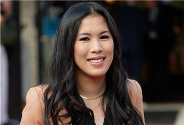 Die Journalistin Mai Thi Nguyen-Kim betont, dass man auch im Internet in die Tiefe gehen könne. 