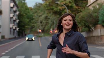 Die junge Norwegerin Julie (Renate Reinsve) auf der Suche nach sich selbst.