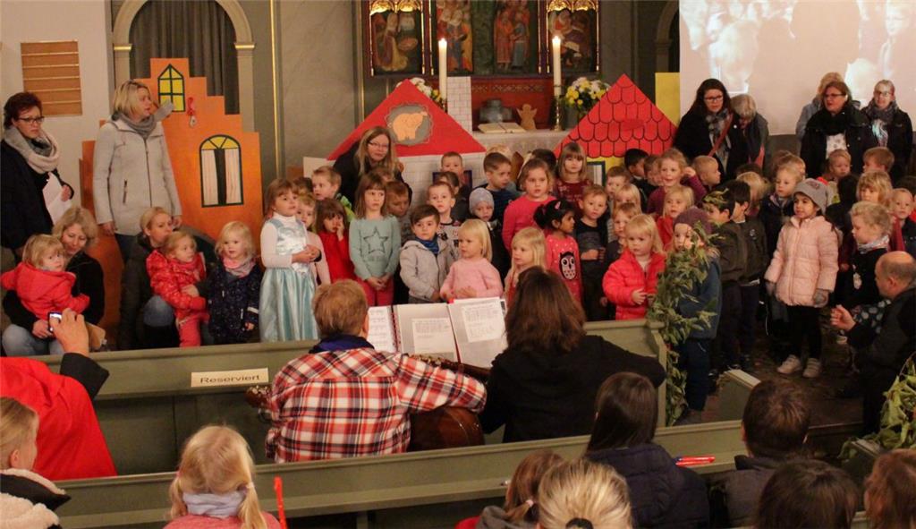 Die jungen Darsteller kamen vom Kindergarten Frieda Mallet und zeigten, was sie ...