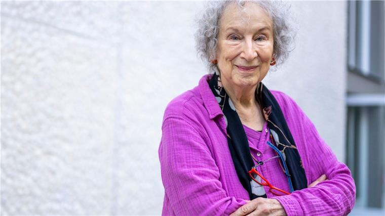 Die kanadische Schriftstellerin Margaret Atwood widmet sich dem Abschied und der Trauer. (Archivbild)