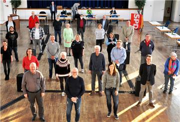 Die Kandidatinnen und Kandidaten der SPD für die Wahl des Nordenhamer Stadtrats am 12. September.
