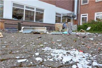Die Karolinenhöhe in Bad Bederkesa verfällt zusehends. Überall Unrat und eine Spur der Verwüstung.