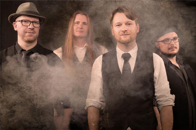 Die Könige im Exil aus Bremen stehen am Freitag, 28. Juni, ab 18.30 Uhr mit ihrem Metal-Pop auf der Bühne Schleusenstraße. 