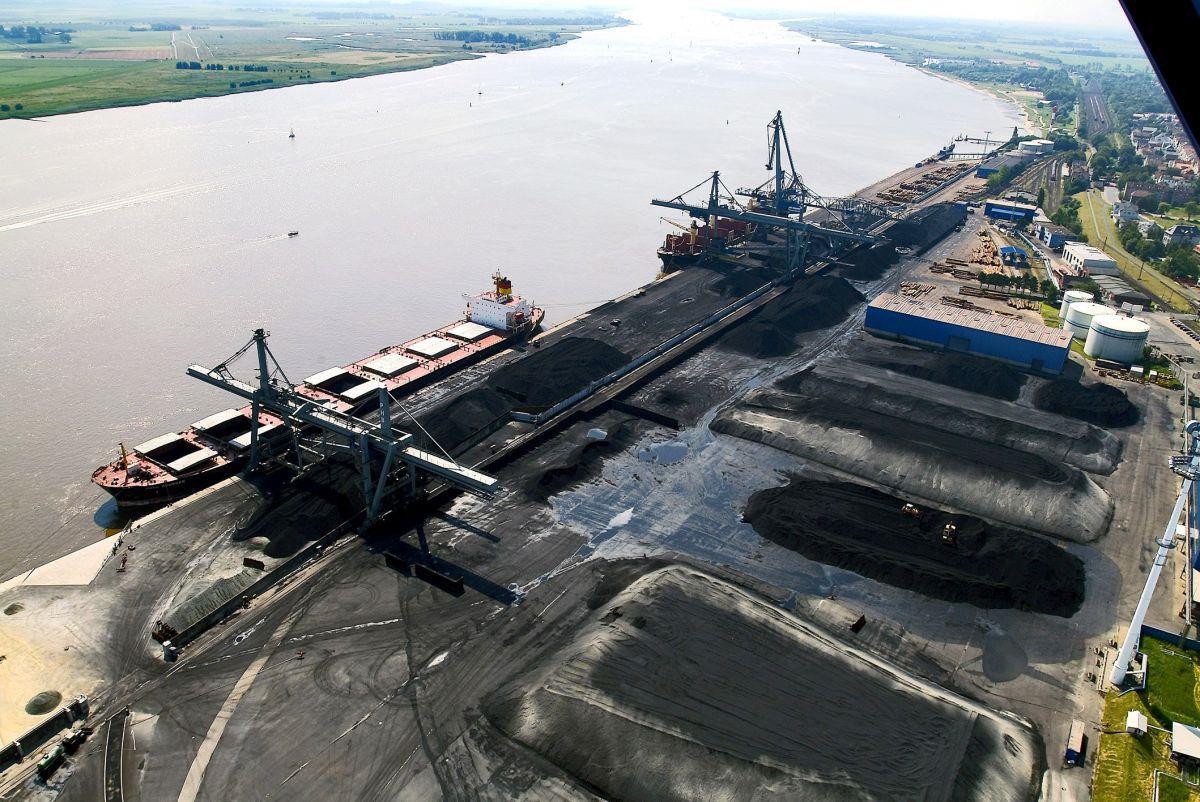 Nordenham: Midgard-Hafen ist auf Kohleausstieg gefasst Die Kohle spielt für den Midgard-Standort Nordenham schon heute eine geringere Rolle, als es noch vor einigen Jahren der Fall war, sagt Geschäftsführer Uwe Oppitz.