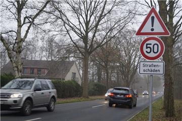 Die Kreisstraße 58 zwischen Schiffdorf und Sellstedt ist in einem schlechten Zustand. Der Landkreis hat die Straße jetzt auf seine Prioritätenliste für 2020 gesetzt.