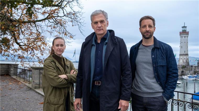 Unter Schulfreunden - „Der Kommissar und der See“ im ZDF Die Krimihelden untersuchen den Tod einer jungen Wissenschaftlerin im Bodensee.