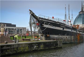 Die künftige „Seute Deern“ wird nicht in einer „Gläsernen Werft“ gebaut. Diese Variante hat der Senat nun in einer Antwort an die Grünen ausgeschlossen.