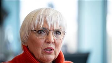 Die Kulturstaatsministerin Claudia Roth kann sich vorstellen, den Kulturpass auch auf europäischer Ebene einzuführen (Archivbild).