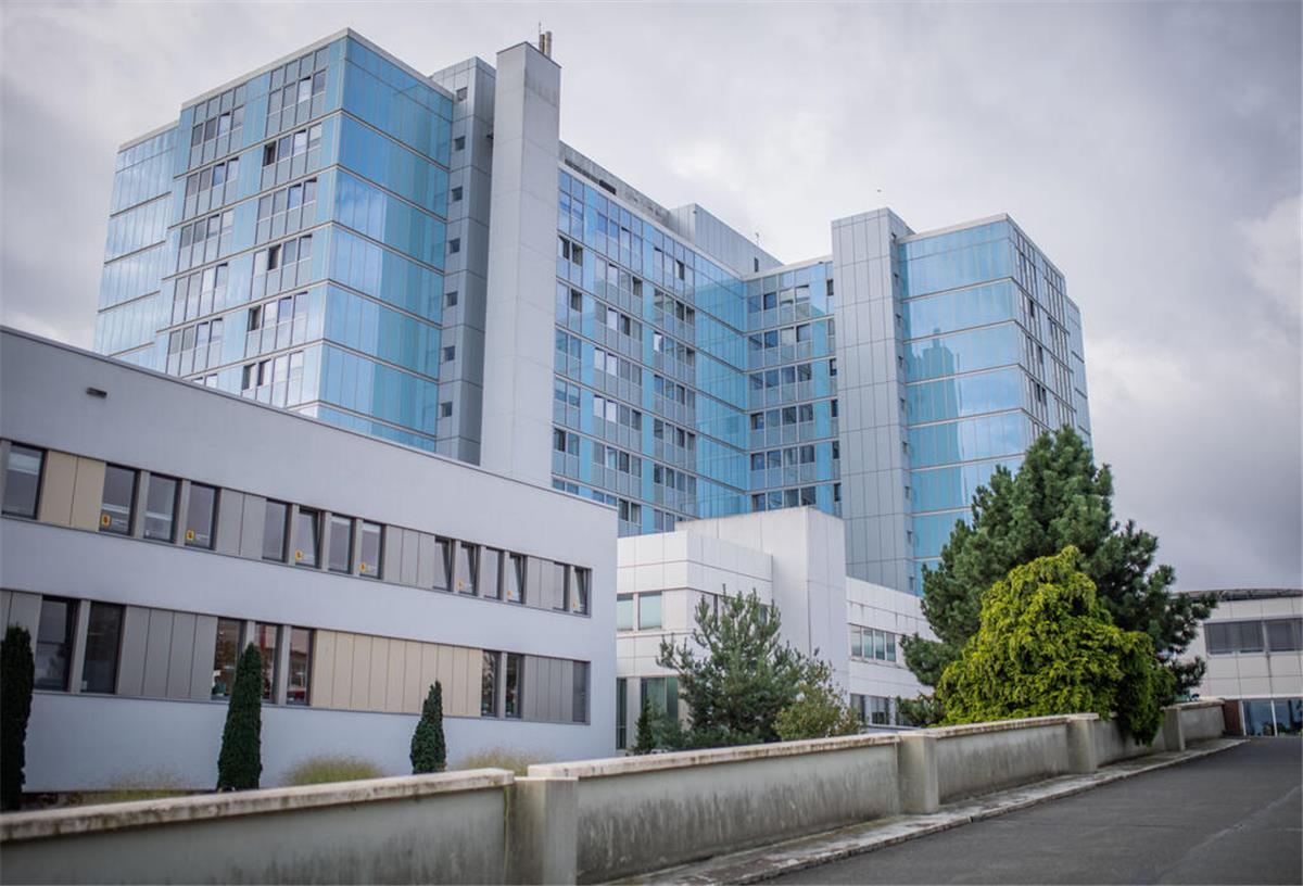 Bessere Notfallversorgung: KV Bremen Bereitschaftsdienste ziehen ins Klinikum Bremerhaven Die KV Bremen verlegt ihre Bereitschaftsdienste ins Klinikum Bremerhaven-Reinkenheide.