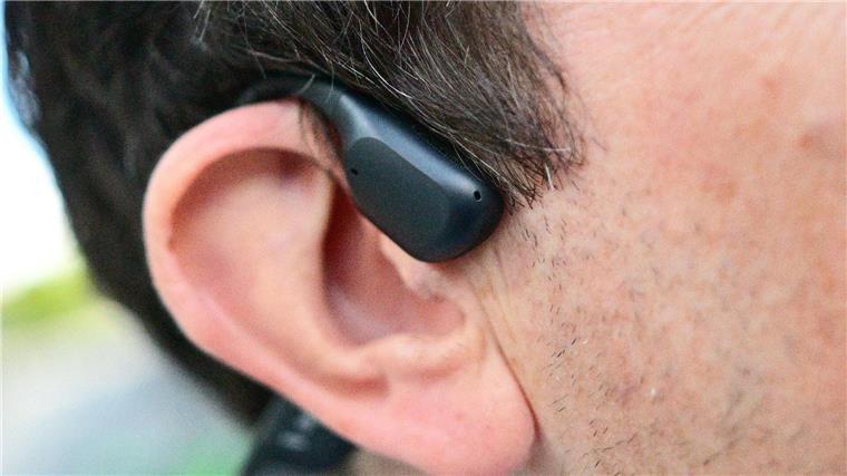 Mit Musik in Marathon: Berliner Lauf mit Premiere Die Läuferinnen und Läufer können mit Open-Ear-Kopfhörern trotz Musik im Ohr Umgebungsgeräusche wahrnehmen. (Symbolbild)