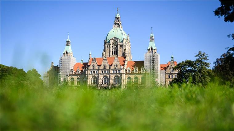 Hannover plant hohe Investitionen - Verschuldung steigt Die Landeshauptstadt Hannover legt einen ausgeglichenen Haushaltsentwurf für 2025 und 2026 vor. (Symbolbild)