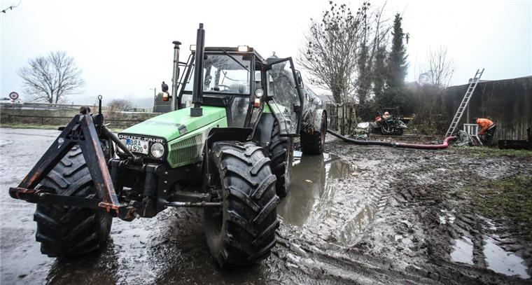 Die Landwirte in der Region wissen langsam nicht mehr, wohin mit ihrer Gülle. 