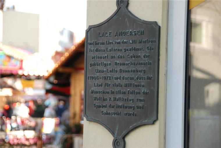 Lale-Andersen-Laterne Hinweisschild