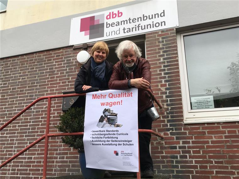 Bremerhaven: Lehrer wollen mehr Qualität im Unterricht Die Lehrer Heiko Frerichs und Anita Tobias haben Ideen entwickelt, wie die Qualität des Unterrichts verbessert werden kann.
