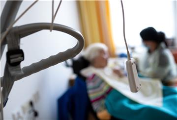 Die Leiterin eines ambulanten Bremer Pflegedienstes kritisiert in einem Brandbrief an das Gesundheitsministerium den „menschenverachtenden“ Umgang mit dem Pflegepersonal.