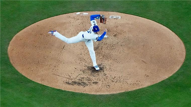 Baseball am Limit: MLB-Finale endet nach 6:39 Stunden Die Los Angeles Dodgers um Pitcher Shohei Ohtani lieferten sich mit Toronto ein langes Duell. (Archivbild)