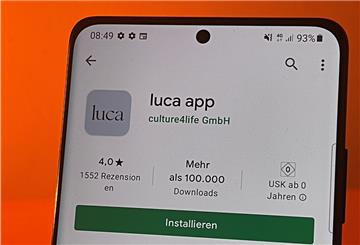 Die Luca-App soll die Kontaktnachverfolgung zur Eindämmung der Corona-Pandemie erleichtern, zum Beispiel nach Besuchen in Cafés oder Restaurants.