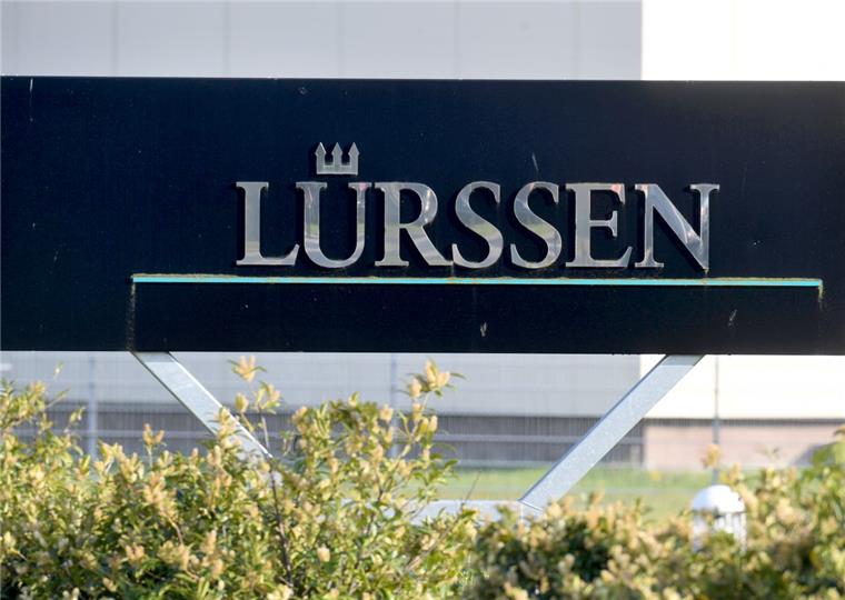Neuer Auftrag für Bremer Lürssen-Gruppe Die Lürssen-Werft aus Bremen ist offenbar am Bau eines Mega-Kriegsschiffes der Bundesmarine beteiligt.
