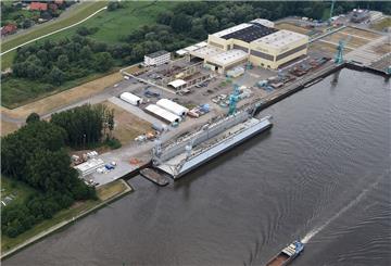 Die Lürssen Werft aus der Luft.