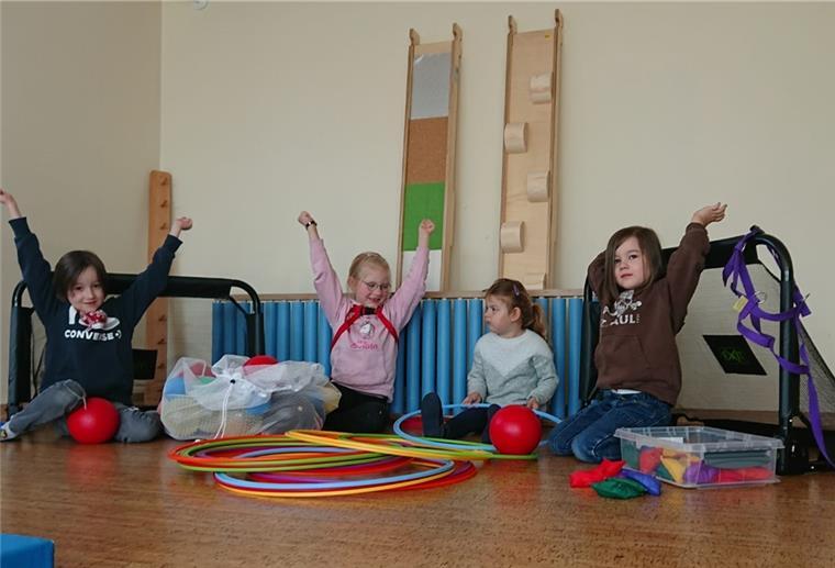 Round Table: 5000 Euro für den guten Zweck Die Mädchen und Jungen der Kita Pusteblume freuen sich über neue Materialien für ihren Bewegungsraum. Die Anschaffung wurde mit einer Spende des Round Table 52 Nordenham ermöglicht.