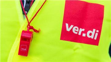 Die mehr als 100.000 Beschäftigten und Auszubildenden im Groß- und Außenhandel in Niedersachsen erhalten nach einer Tarifeinigung mehr Geld (Symbolbild). 