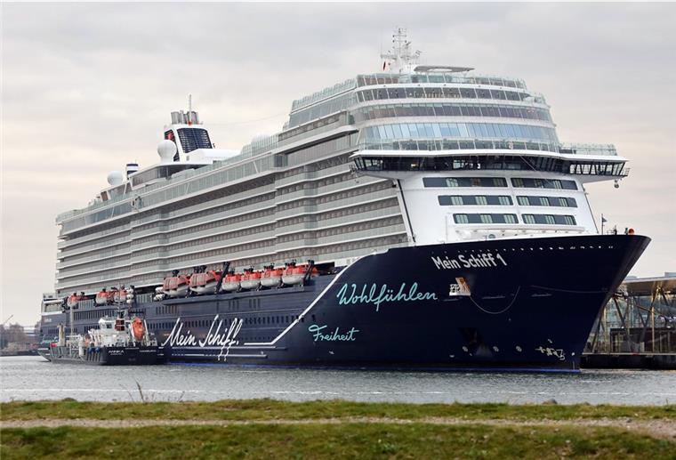 Überseehafen: 3600 Urlauber werden in Bremerhaven erwartet Mein Schiff 1, Tui Cruises