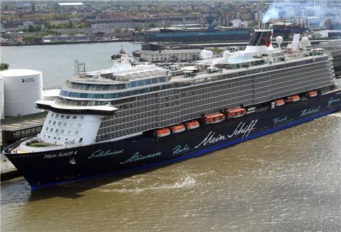 Die „Mein Schiff 4“ verlässt mit Norwegen als Ziel Bremerhaven.