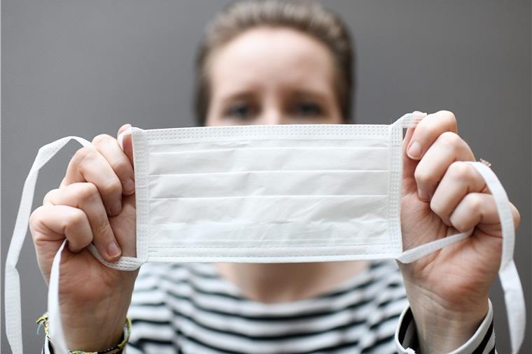 Mundschutz-Masken in Bremerhaven häufig ausverkauft Die meisten Apotheken verkaufen lediglich einfache Mundschutz-Masken, wie sie beispielsweise bei Operationen oder von Zahnärzten verwendet werden.