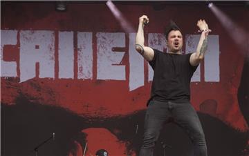 Die Metalcore-Band Callejon drehte die Lautstärke ordentlich nach oben.