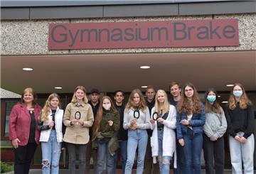 Die Mitglieder der Schülervertretung Gymnasium Brake organisierten eine erfolgreiche Spendenaktion.