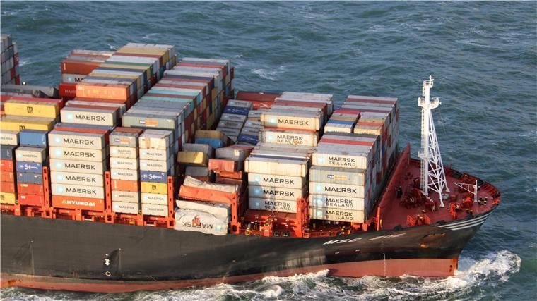 Wenn Frachter Ladung verlieren: Die schwierige Suche nach verlorenen Containern
